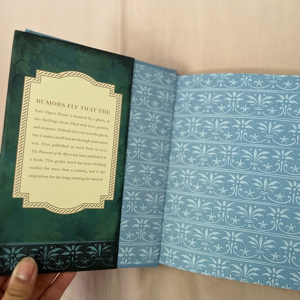 The Phantom of the Opera and The Picture of Dorian Gray Books - Picture 5 of 5
